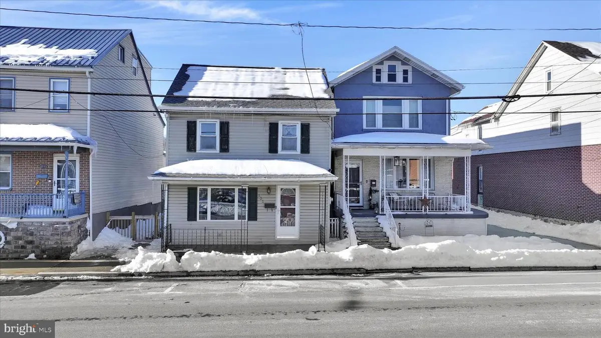 135 W Columbia St, Schuylkill Haven, PA 17972 - Image #1