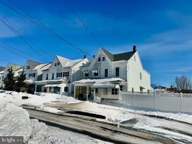 113 N 2nd St, Frackville, PA 17931 - #2