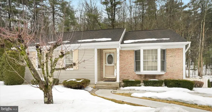 2137 S Woodglen Rd, Pottsville, PA 17901 - #3