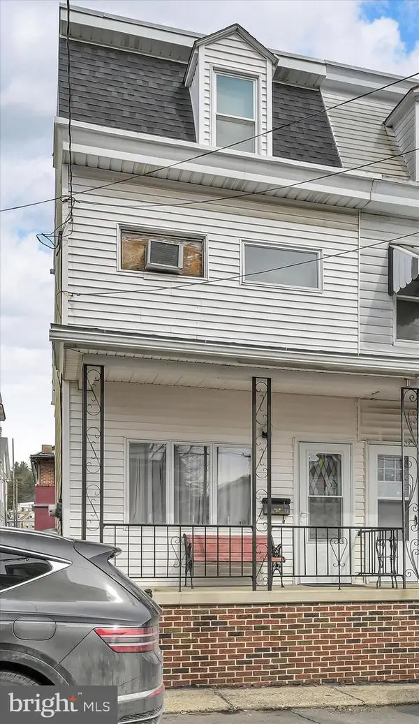 412 Carbon St, MINERSVILLE, PA 17954