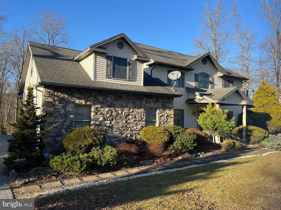 197 Mexico Rd, Pine Grove, PA 17963 - #2