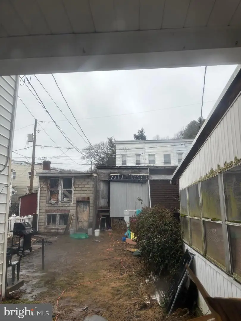 807 Market St, Ashland, PA 17921 - #2