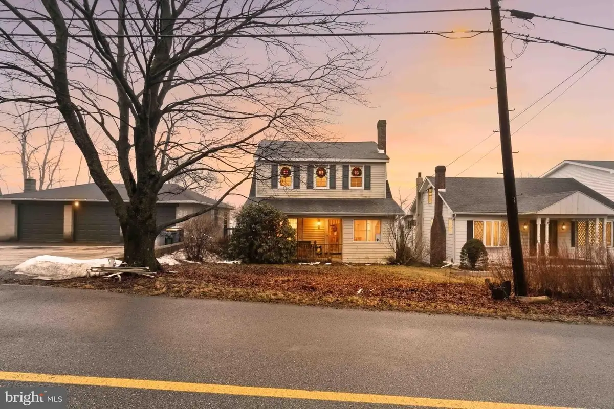 38 State Rd, Barnesville, PA 18214 - #1