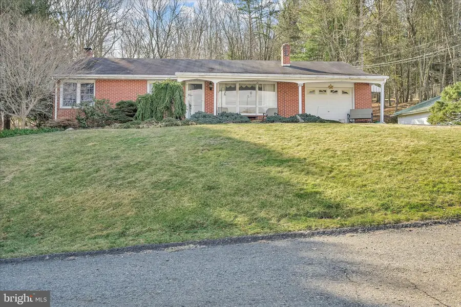 123 W Line St, Tremont, PA 17981 - #3