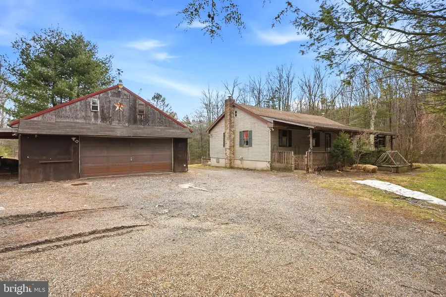 66 Back Rd, Barnesville, PA 18214 - #2