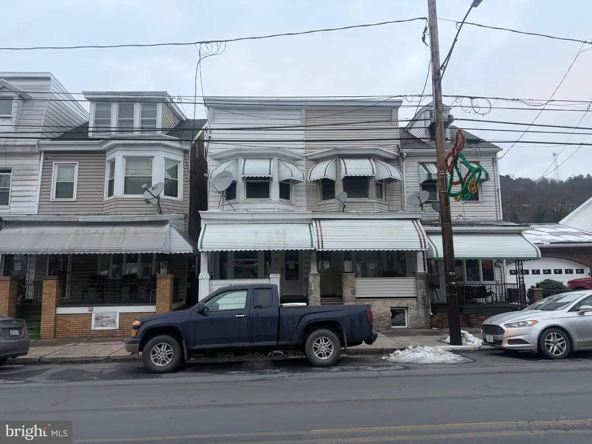 346 W Main St, Girardville, PA 17935 - #1