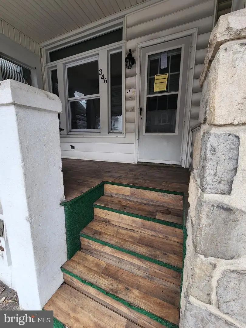 346 W Main St, Girardville, PA 17935 - #3