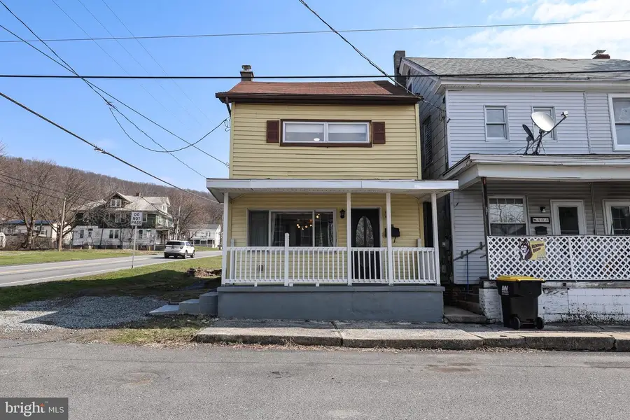 402 Catherine St, Ashland, PA 17921 - #2