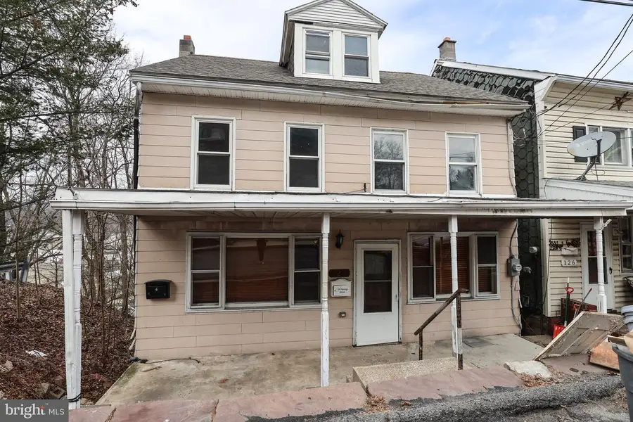 128-30 Spruce St, Minersville, PA 17954 - #2