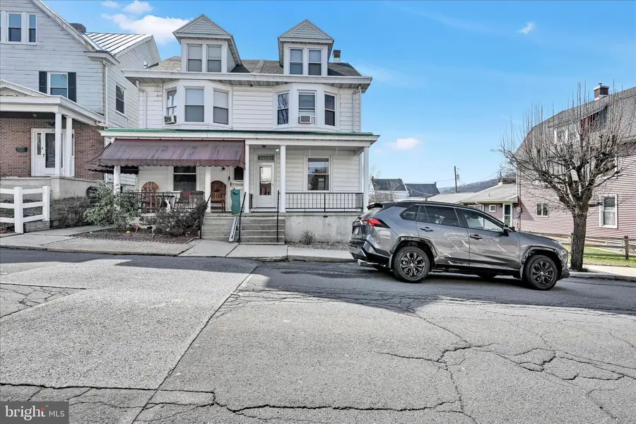 519 Greenwood Ave, Pottsville, PA 17901 - #3