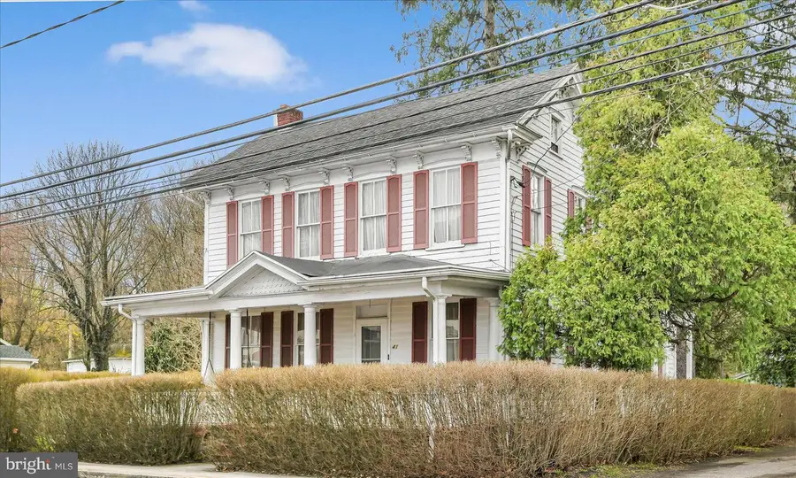 41 N Tulpehocken St, Pine Grove, PA 17963 - #3