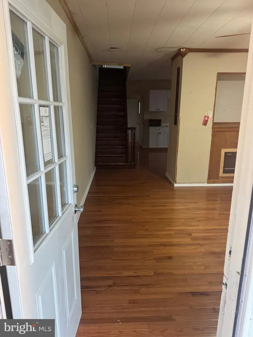 204 E B St, Girardville, PA 17935 - #2