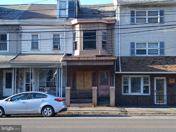 318 W Main St, GIRARDVILLE, PA 17935