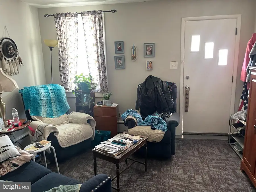 208 W Railroad St, Pottsville, PA 17901 - #2