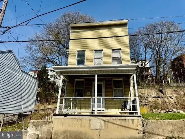 440 E Market St, Pottsville, PA 17901 - #1