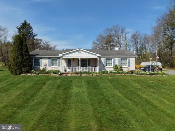 422 Greenwood Rd, TOWER CITY, PA 17980