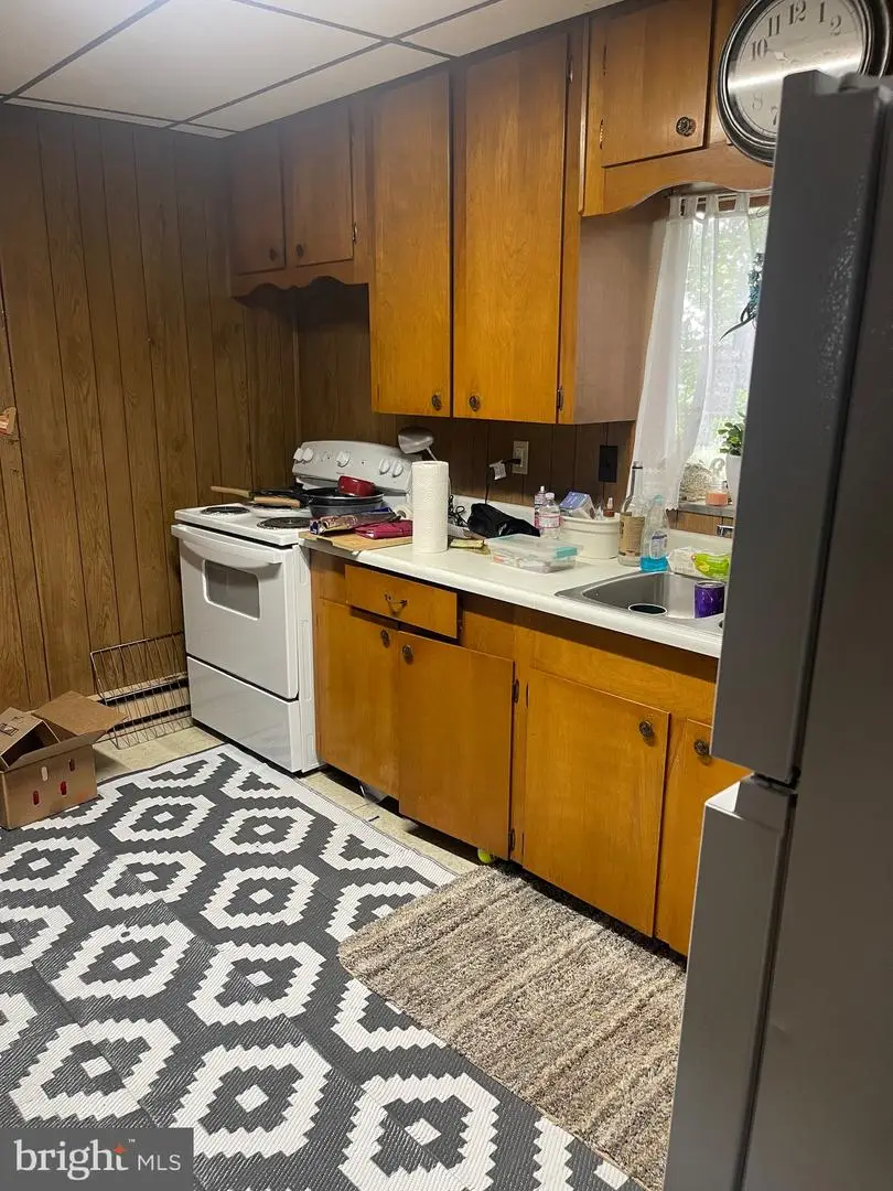 14 N 2nd St, Girardville, PA 17935 - #2