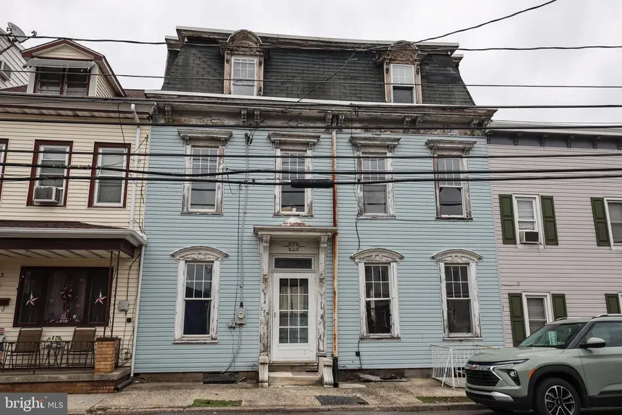 125 S 3rd St, Minersville, PA 17954 - #2