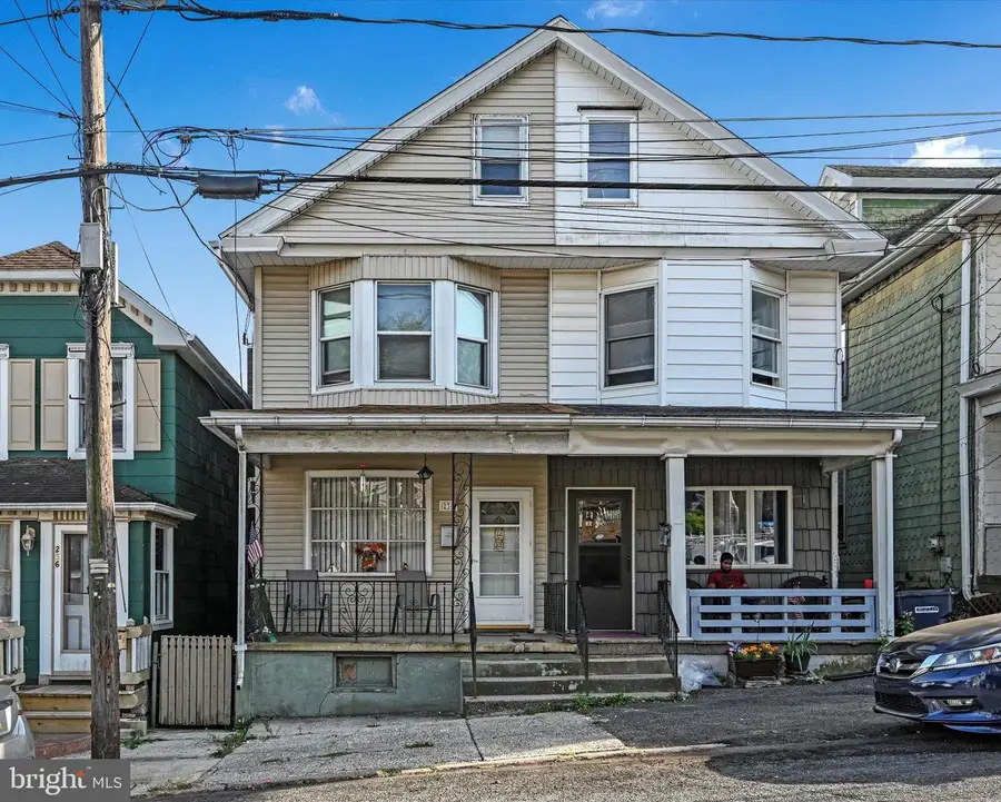 234 S Schuylkill Ave, Shenandoah, PA 17976 - #2