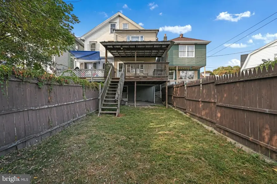 234 S Schuylkill Ave, Shenandoah, PA 17976 - #3