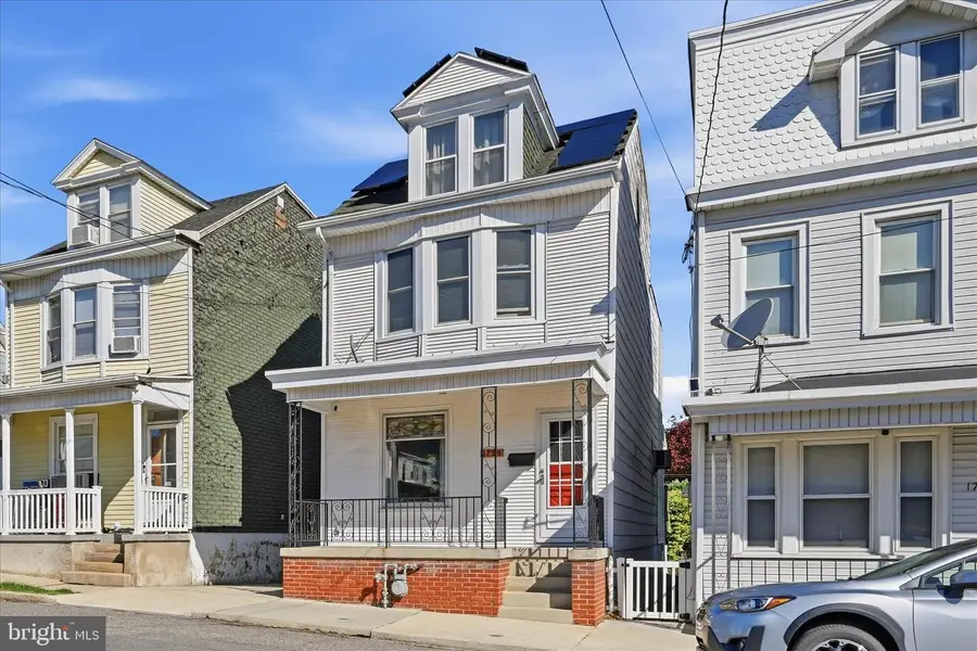 1758 W End Ave, Pottsville, PA 17901 - #3