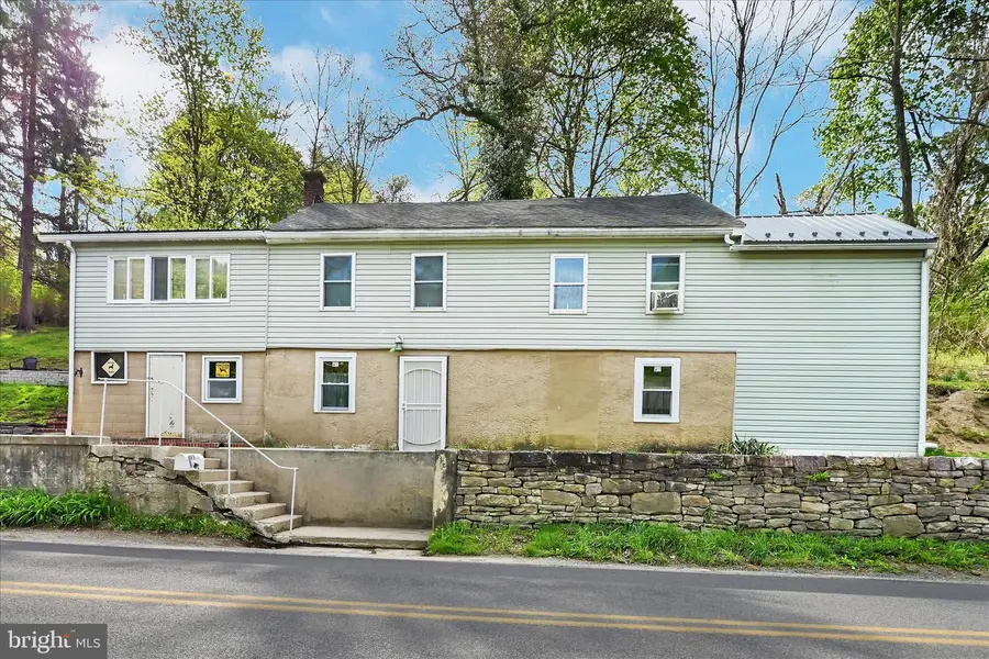 177 W 2nd Mountain Rd, Pottsville, PA 17901 - #3