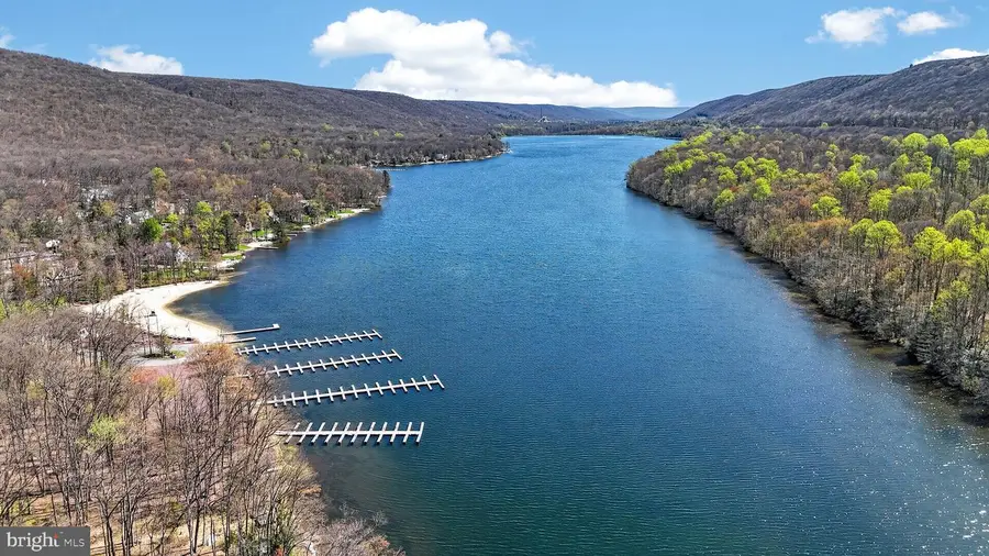 23 Blue Berry Ln, Nesquehoning, PA 18240 - #2