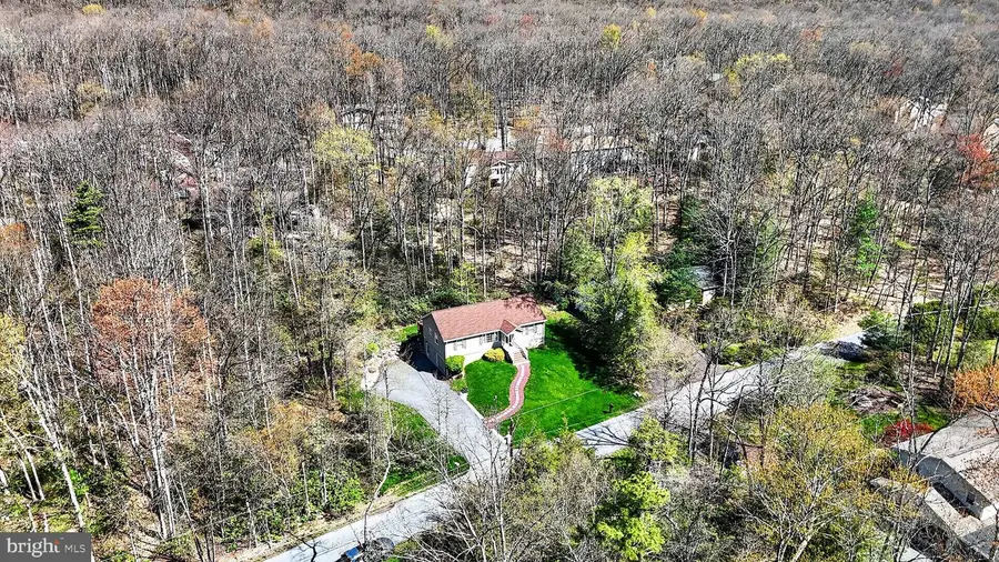 23 Blue Berry Ln, Nesquehoning, PA 18240 - #3