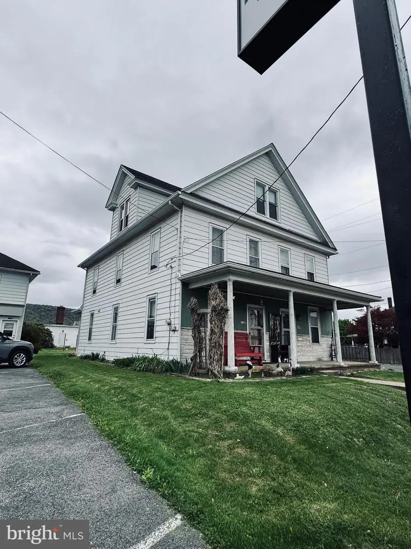 1137-1139 W Main St, Valley View, PA 17983 - #2