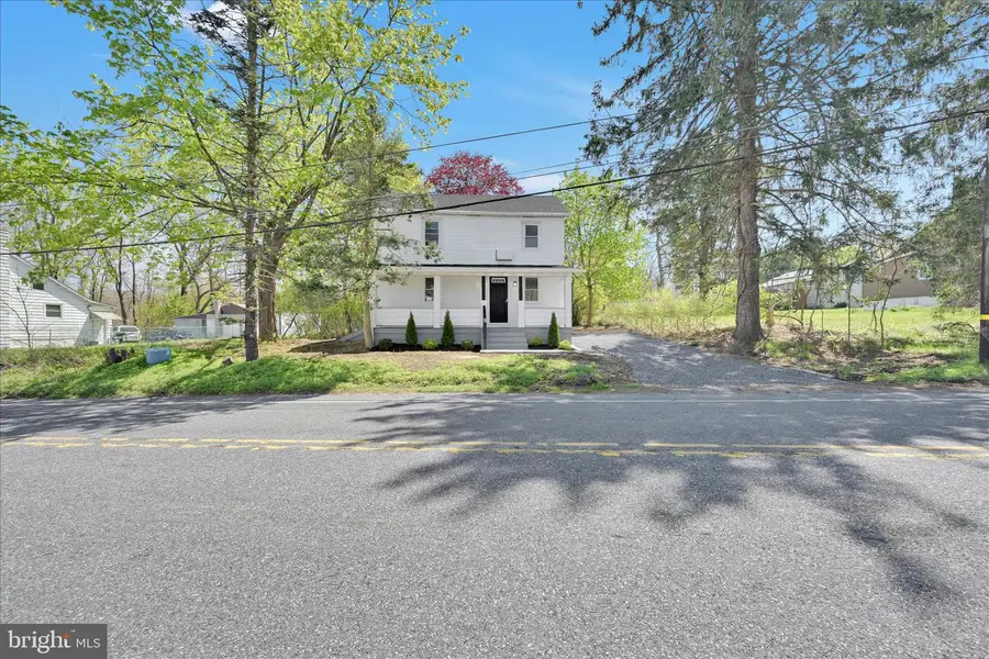 9 2nd St, Tremont, PA 17981 - #3