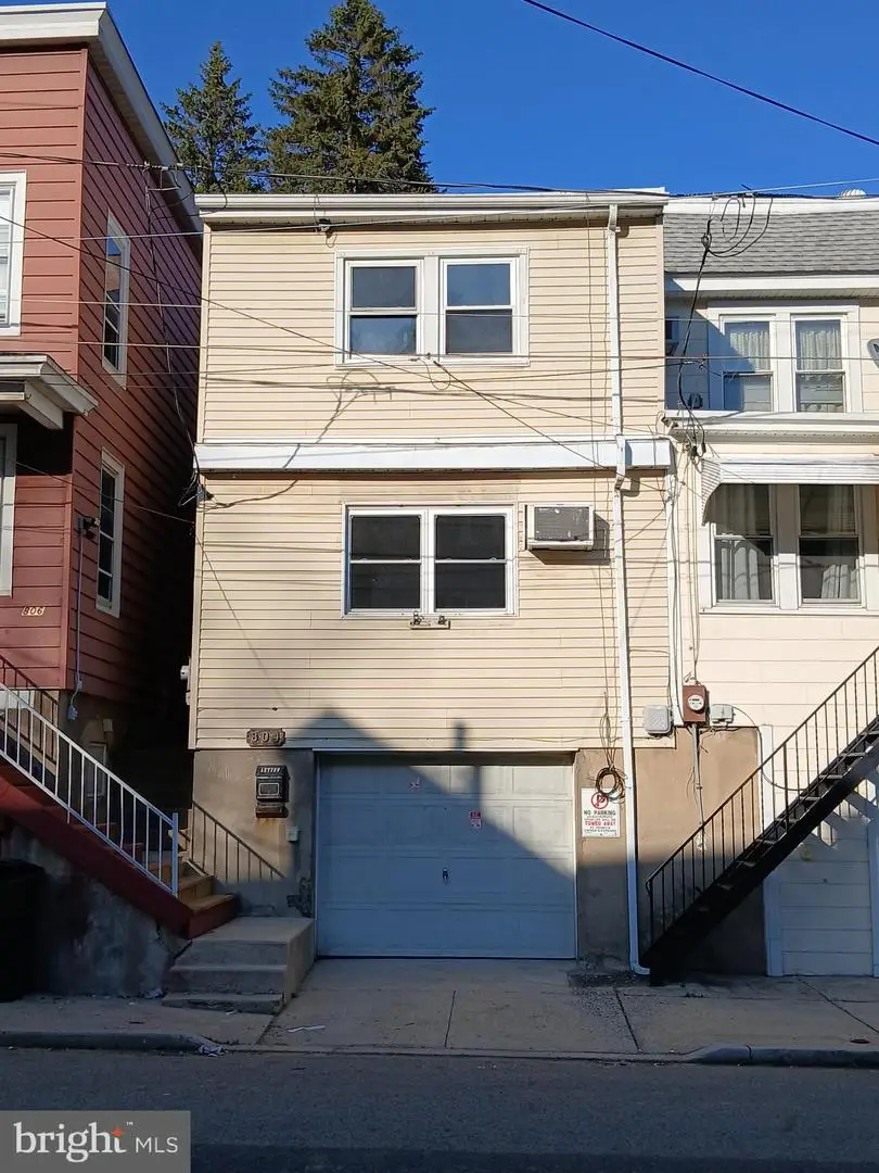 804 Water St, Pottsville, PA 17901 - #3