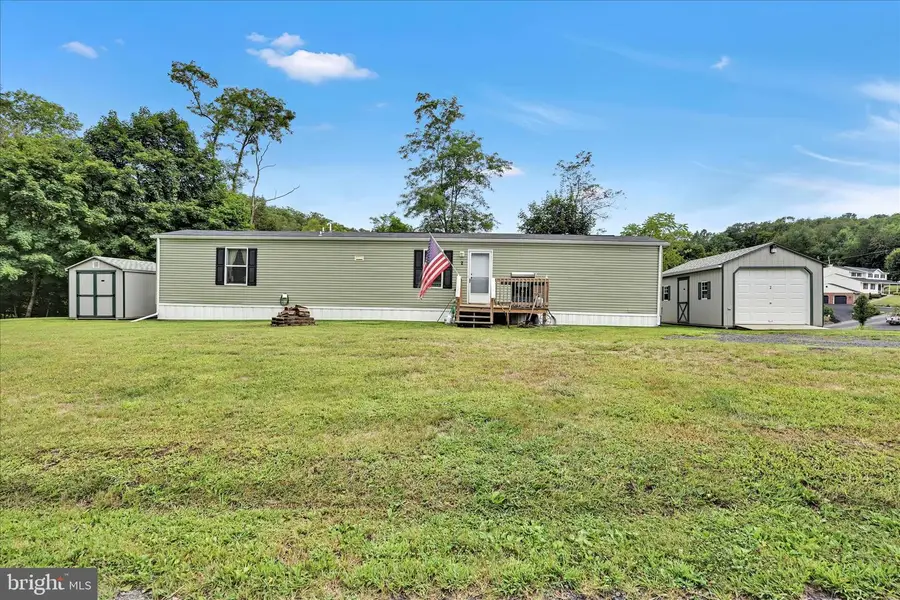 2 Center St, Port Carbon, PA 17965 - #3