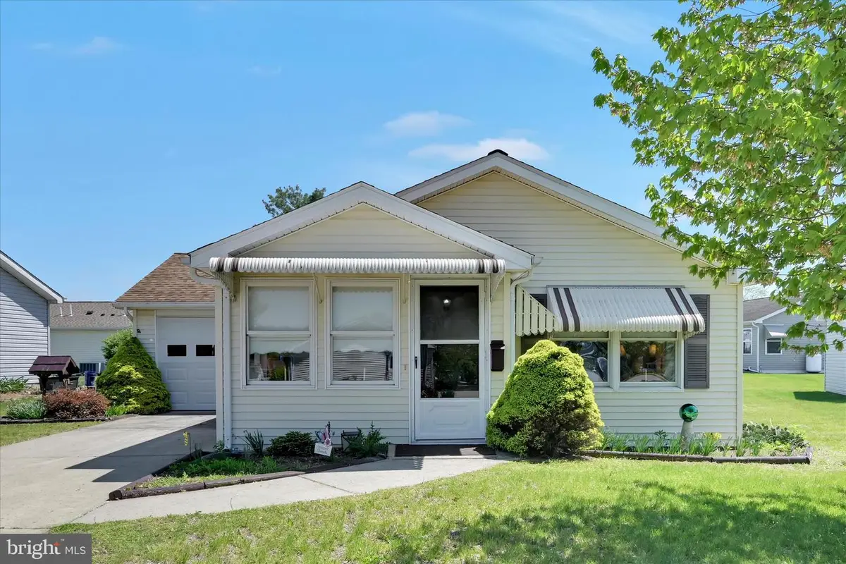545 Honeysuckle Ct, Pine Grove, PA 17963 - #1