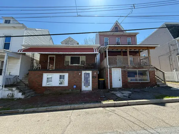 1715 -1717 W Market St, POTTSVILLE, PA 17901