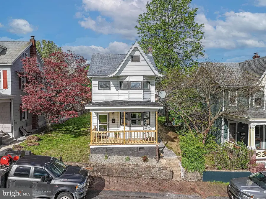 44 N 3rd St, Cressona, PA 17929 - #3