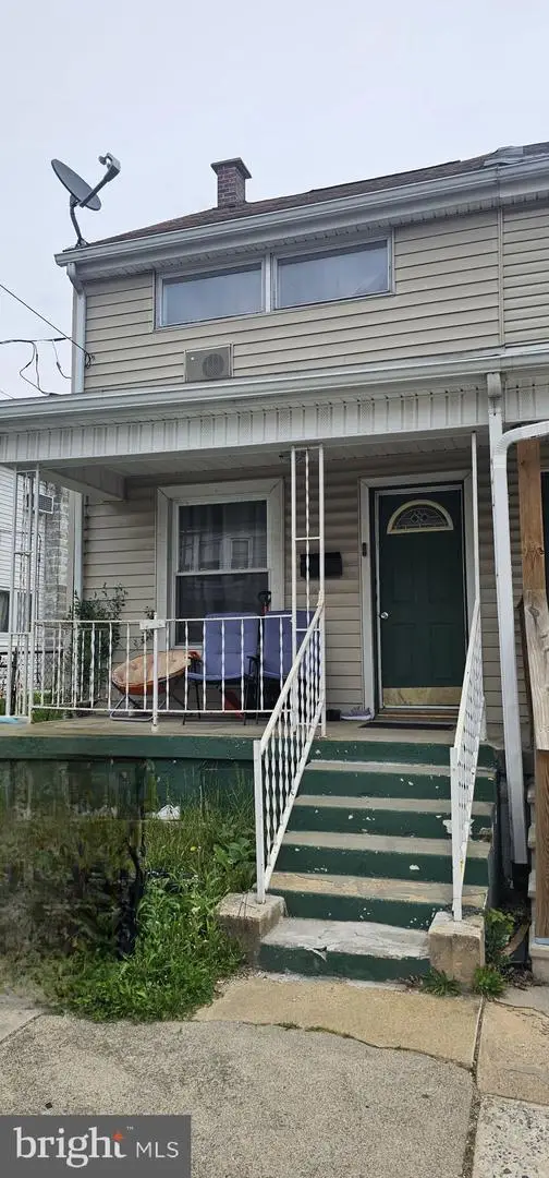 23 N Broad Mountain Ave, Frackville, PA 17931 - #1