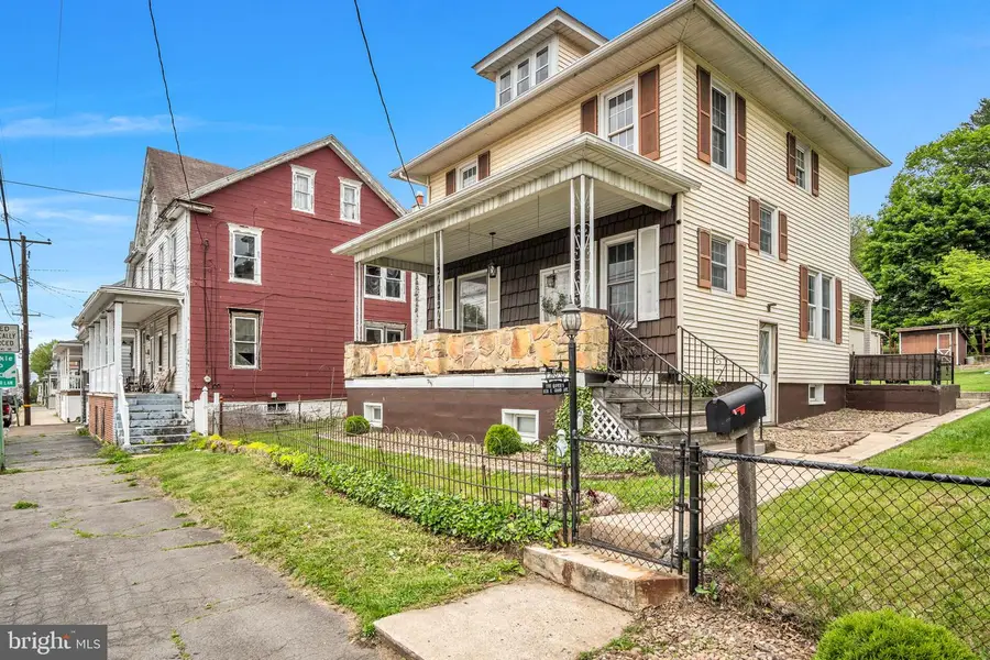 1131 E Grand Ave, Tower City, PA 17980 - #2