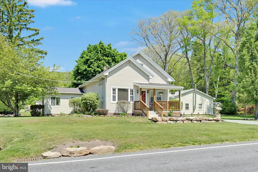 113 Ben Titus Rd, Tamaqua, PA 18252 - #2