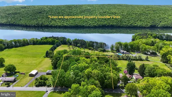 Ben Titus Rd, TAMAQUA, PA 18252