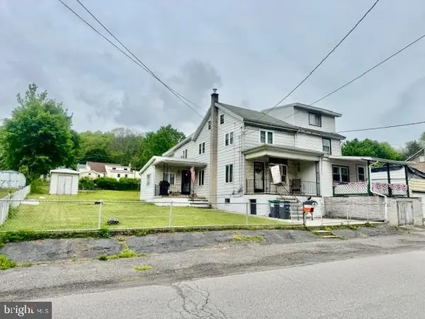 135 Lower St, MAHANOY CITY, PA 17948