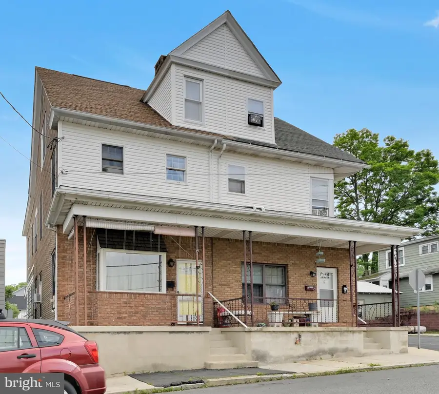 33 Avenue A, Schuylkill Haven, PA 17972 - #2