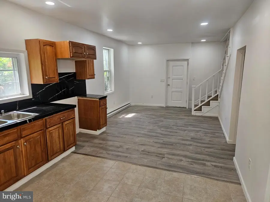 689 Barnesville Dr, Barnesville, PA 18214 - #2