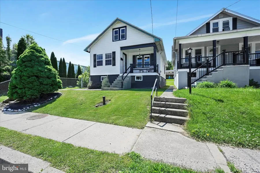 73 Schuylkill St, Cressona, PA 17929 - #3