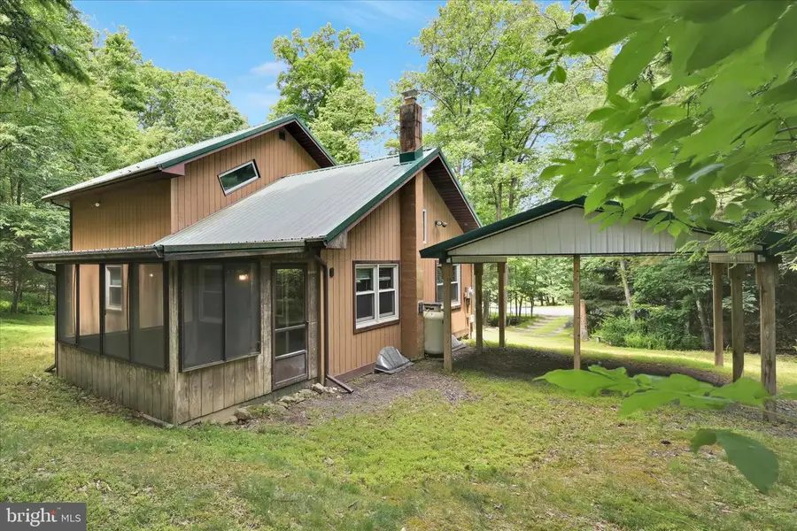 2310 Eagle Cv, Auburn, PA 17922 - #2