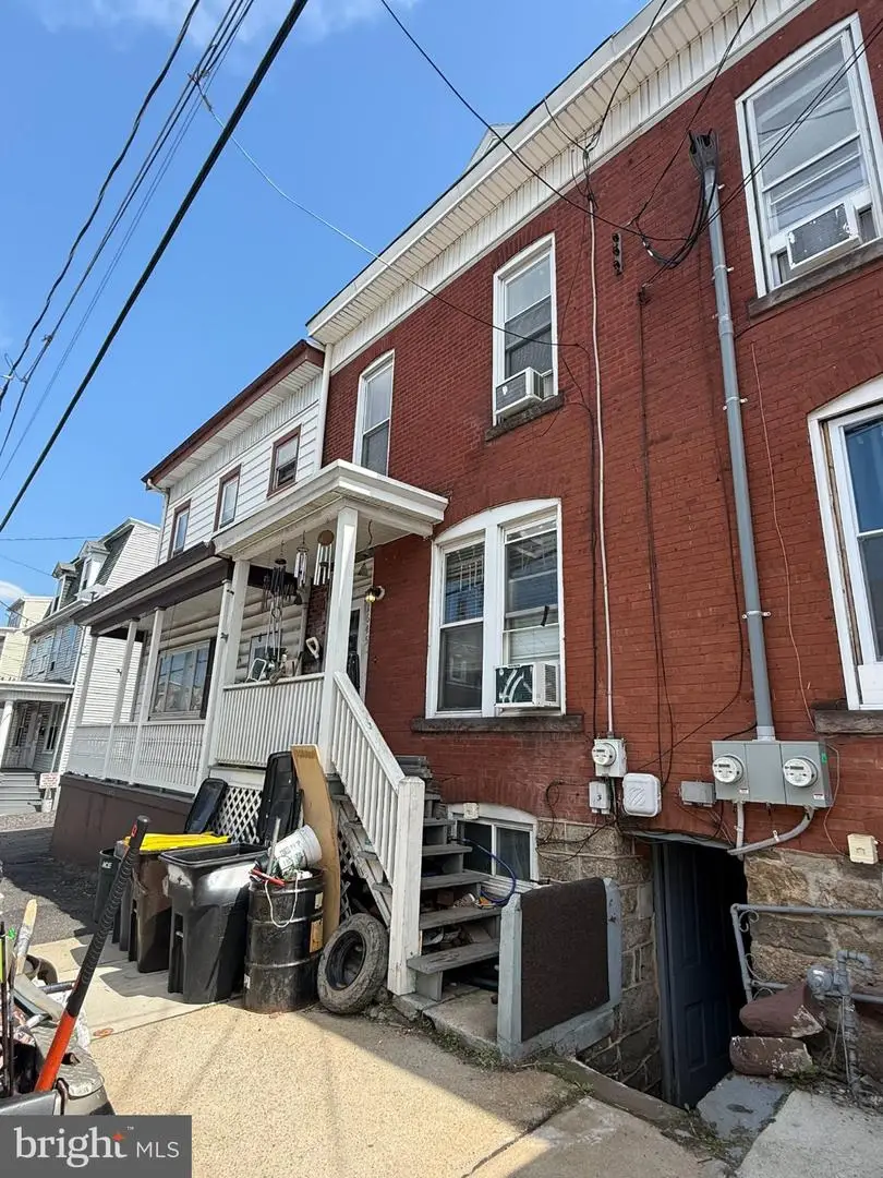1645 W Market St, Pottsville, PA 17901 - #1