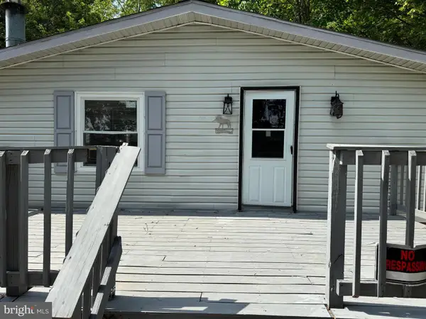 0-15 School St, BARNESVILLE, PA 18214