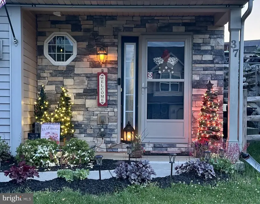 37 Marsha Dr., Cressona, PA 17929 - #2