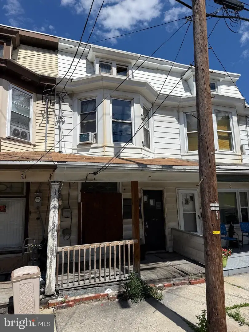315 Washington St, Tamaqua, PA 18252 - #1