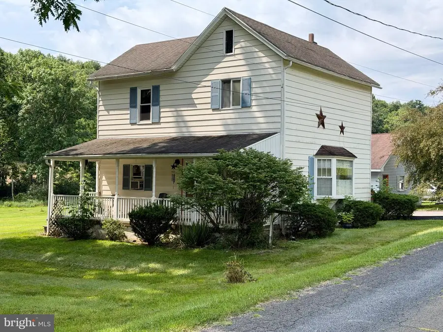 307 W Tanner St, Ringtown, PA 17967 - #2
