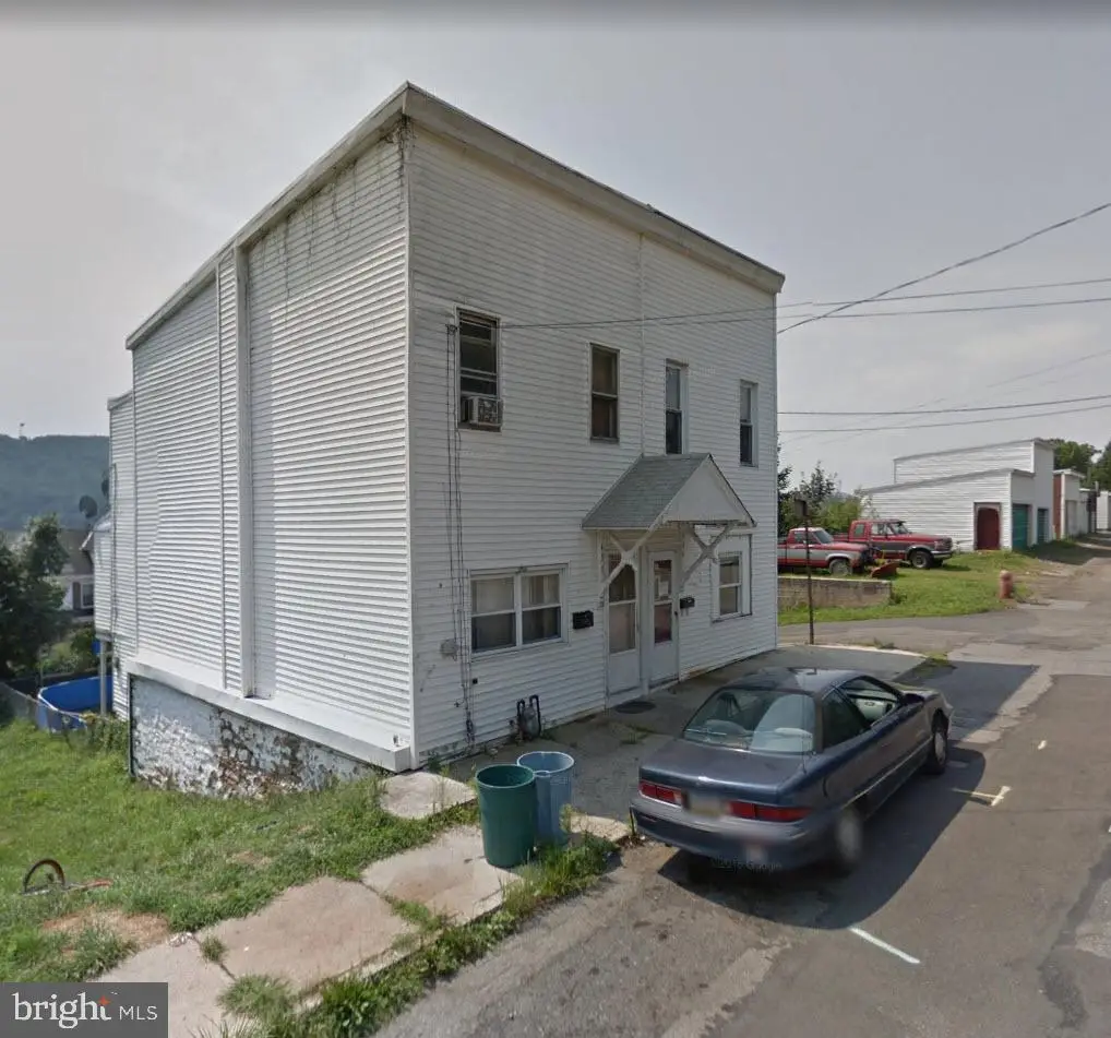 437 Morgan Ave, Pottsville, PA 17901 - #1
